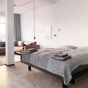 https://zehuus-historical-charm-70qm.topcolognehotels.com